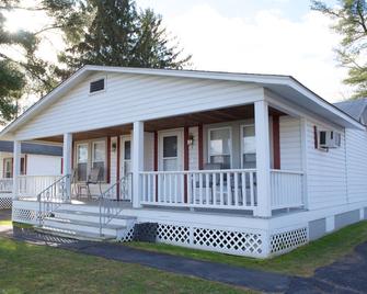 Myer Country Motel - Milford - Building