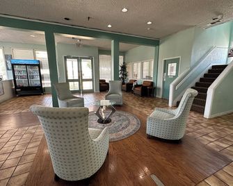 Home Suites Hill Country - San Antonio - Lobby