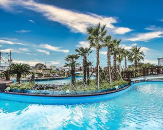 Water Garden Resort - Ciudad de Jeju - Piscina
