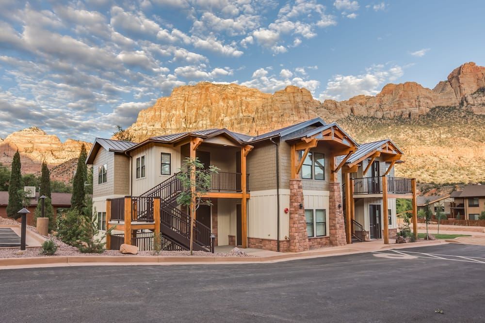 Watchman Villas - Springdale - Edificio