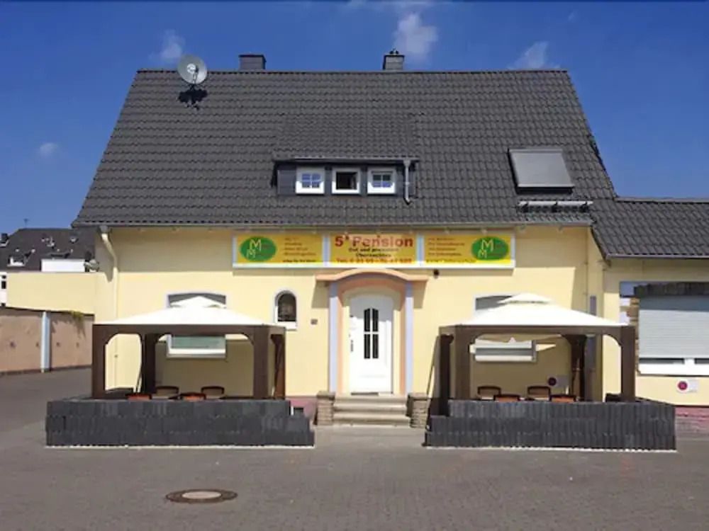 Motel Monteur - Castrop Rauxel - Gebouw
