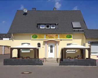Motel Monteur - Castrop Rauxel - Gebouw