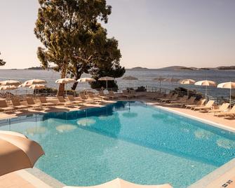 Aminess Bellevue Village - Orebic - Pool