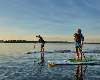 Stopover 336: Could Not Be Closer To Champlain Lake!!! - Venise-en-Québec