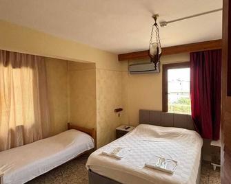muber otel - Gümüldür Cumhuriyet - Camera da letto