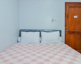 Jo Duri Kosambi Syariah - Jakarta - Bedroom