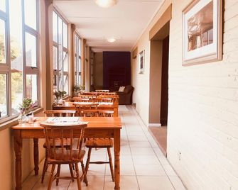 Selborne Bed and Breakfast - East London - Restoran