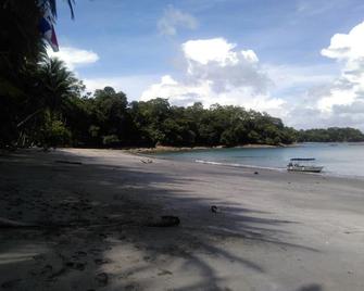 Magic Mountain Lodge - Las Lajas (Chiriqui) - Playa