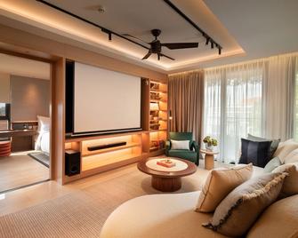 Beachwalk Residence - Kuta - Living room