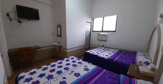Hotel Morales Inn - Mazatlán - Phòng ngủ