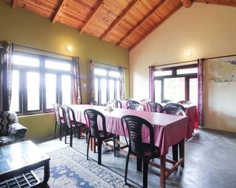 Oak Essence Mukteshwar - Mukteshwar - Restaurant