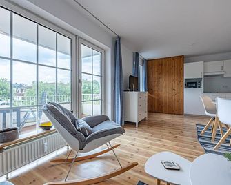 fewo1846 - Strandresidenz Wassersleben Nele - Studioapartment mit Balkon und Meerblick - Harrislee - Living room