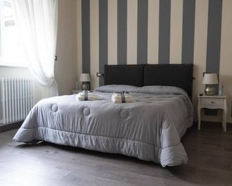 Maison Gentile - Lucca - Camera da letto