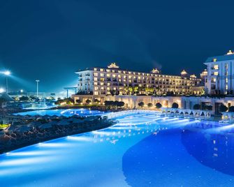 Titanic Deluxe Golf Belek - Belek - Habitación