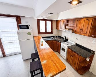 Hotel Mar y Cielo - Necochea - Kitchen