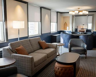 Hilton Orrington/Evanston - Evanston - Area lounge