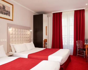 Grand Hotel Amelot - Paris - Bedroom