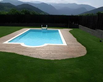 Hostal Cal Batista - Berga - Pool