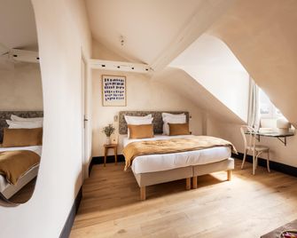 Hôtel de la Gaité - París - Habitación
