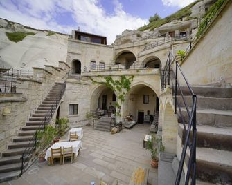 Vezir Cave Suites - Göreme