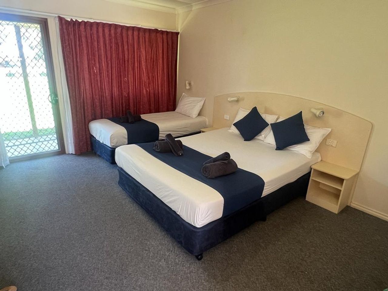 Outback Quarters Motel Hay - Hay - Slaapkamer