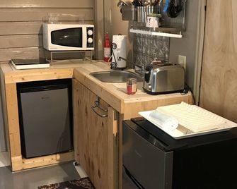 Studio apartment in the Country-private entrance-long term - Rome - Kitchen