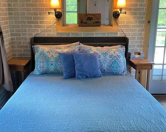 Adk Saddle Hill - Westport - Bedroom