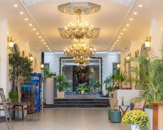 Roza Palace Cat Ba - Cat Ba - Salónek