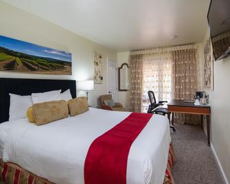 Vendange Carmel Inn & Suites - Carmel-by-the-Sea - Bedroom