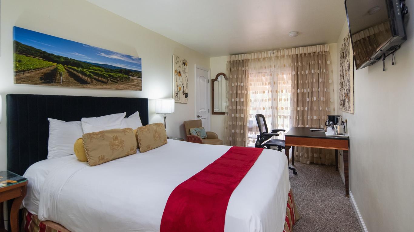 The Vendange Carmel Inn & Suites