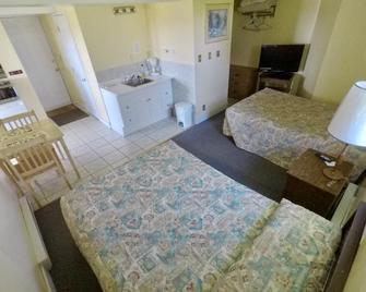 Hillside Motel - Saint John - Bedroom