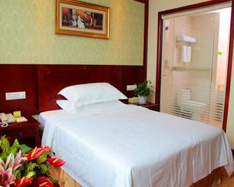 Vienna Hotel Dongguan Songshan Lake - Dongguan - Yatak Odası