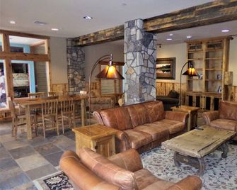 Bbcs Black Bear Lodge Deluxe 2bed 2bath - Keystone - Salónek