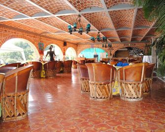 Mama Chuy Hotel & Villas Ajijic - San Juan Cosalá - Bar