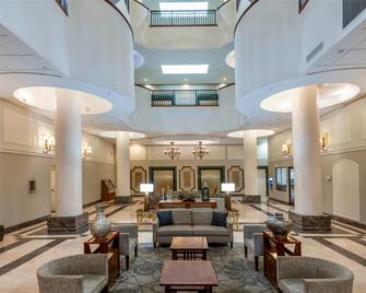 Wyndham Garden Hotel Baronne Plaza - New Orleans - Lobby