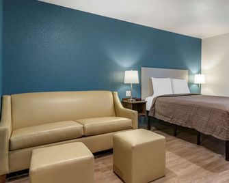 Woodspring Suites Brunswick - Brunswick - Sovrum