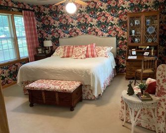 Cottage on the Hill - Your Home Away From Home - Medina - Camera da letto