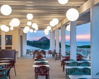 Red Sun Village - Isola Rossa - Restaurant