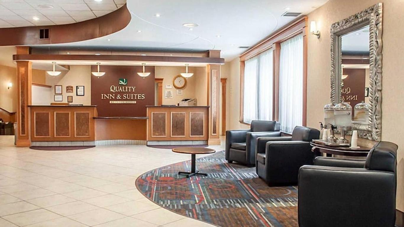Quality Inn & Suites Vestal Binghamton near University