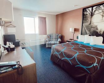 Super 8 by Wyndham Perham - Perham - Bedroom