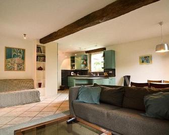 Hotelhoeve De Zwarte Stok - Riemst - Wohnzimmer