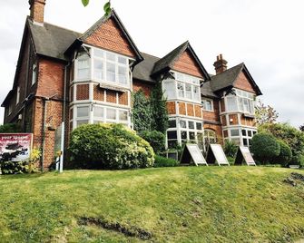 Tree Hotel at Iffley - Oxford - Edifício