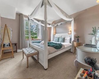 The Mortal Man Inn - Windermere - Bedroom