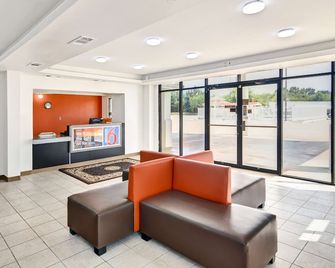 Motel 6 Lindale, TX - Lindale - Lobby