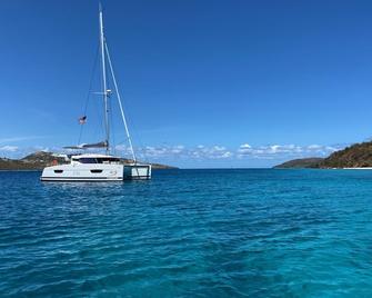 Caribbean Yacht Getaway - Saint Thomas Island - Beach
