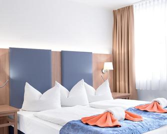 Hotel zum Schwan - Beeskow - Schlafzimmer