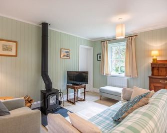 Family-friendly brand new cottage situated next to the golf course - Fort Augustus - Wohnzimmer