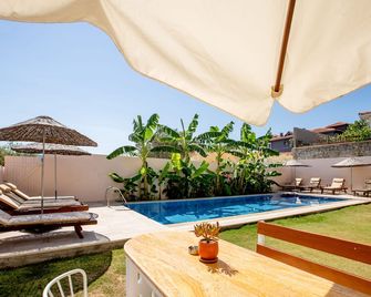 Alacati Fora Bella - Ildir - Piscina