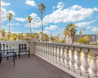 Comfort Suites Oceanside Camp Pendleton Area - Oceanside - Balkong