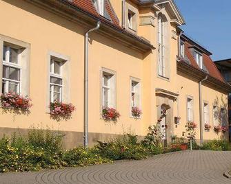 Hotel Regenbogenhaus - Freiberg - Gebouw